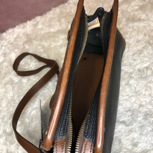 DOONEY & BOURKE BUCKLE ZIP TOP - Picture 13 of 16
